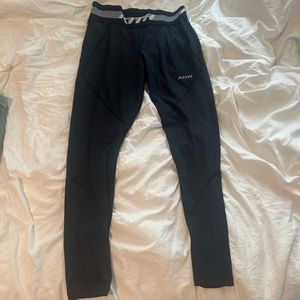 Women’s Kith Leggings size small